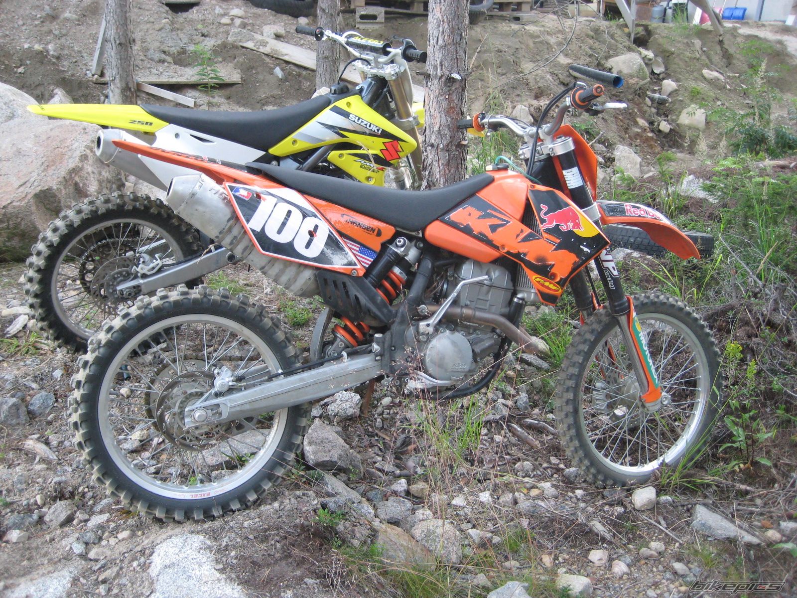 Photo 1368020