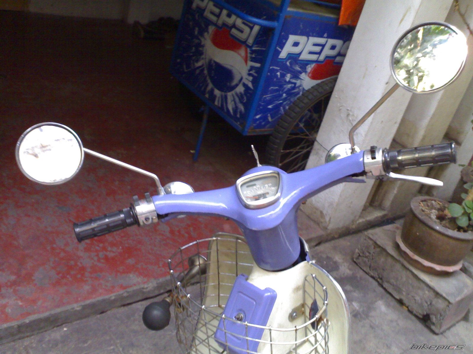 Photo 1368335