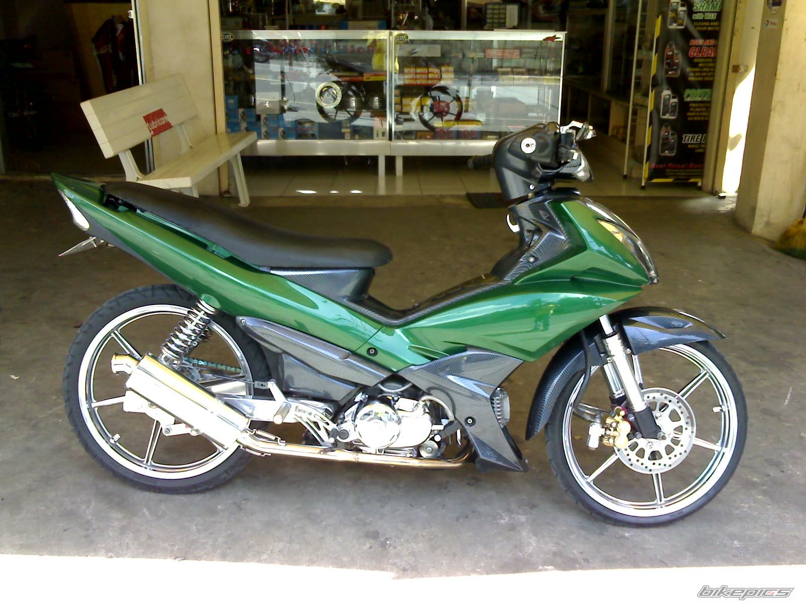 Photo 1368340