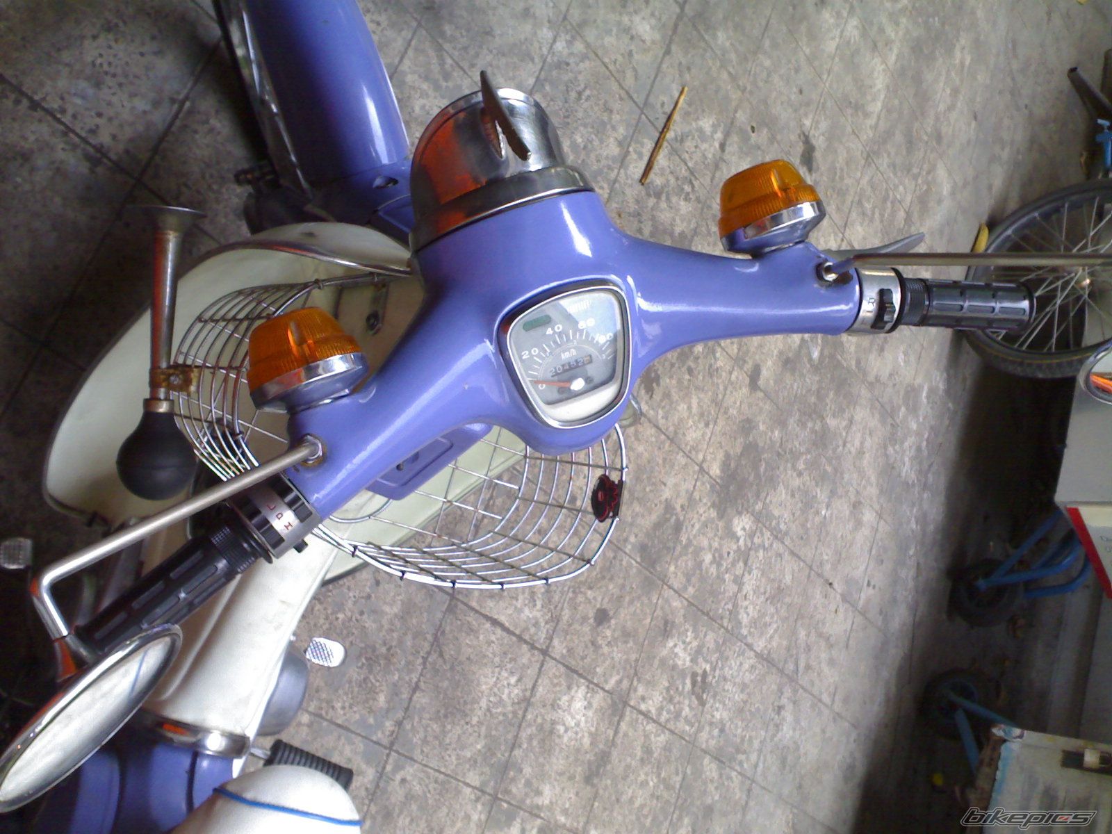 Photo 1368341