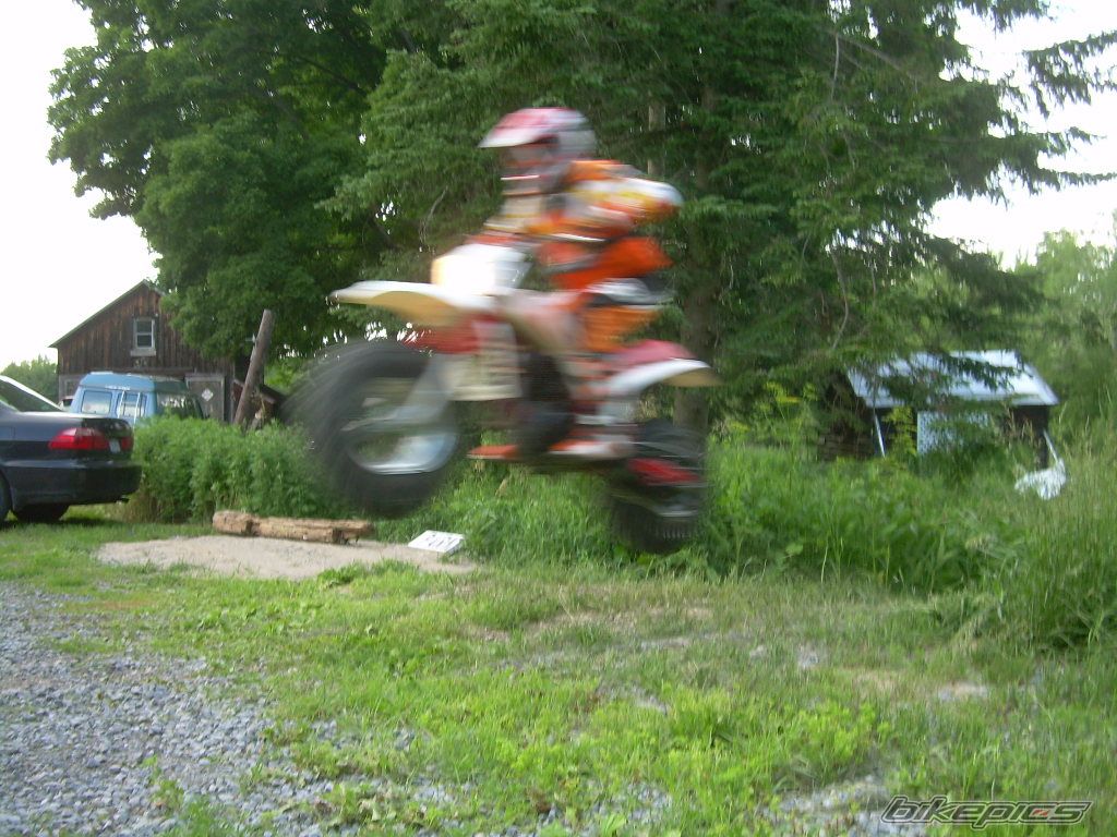 Photo 1368401