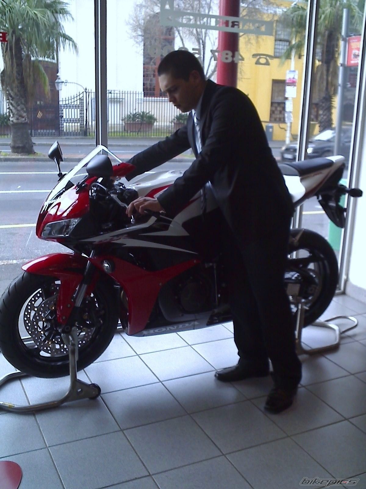 Photo 1368580