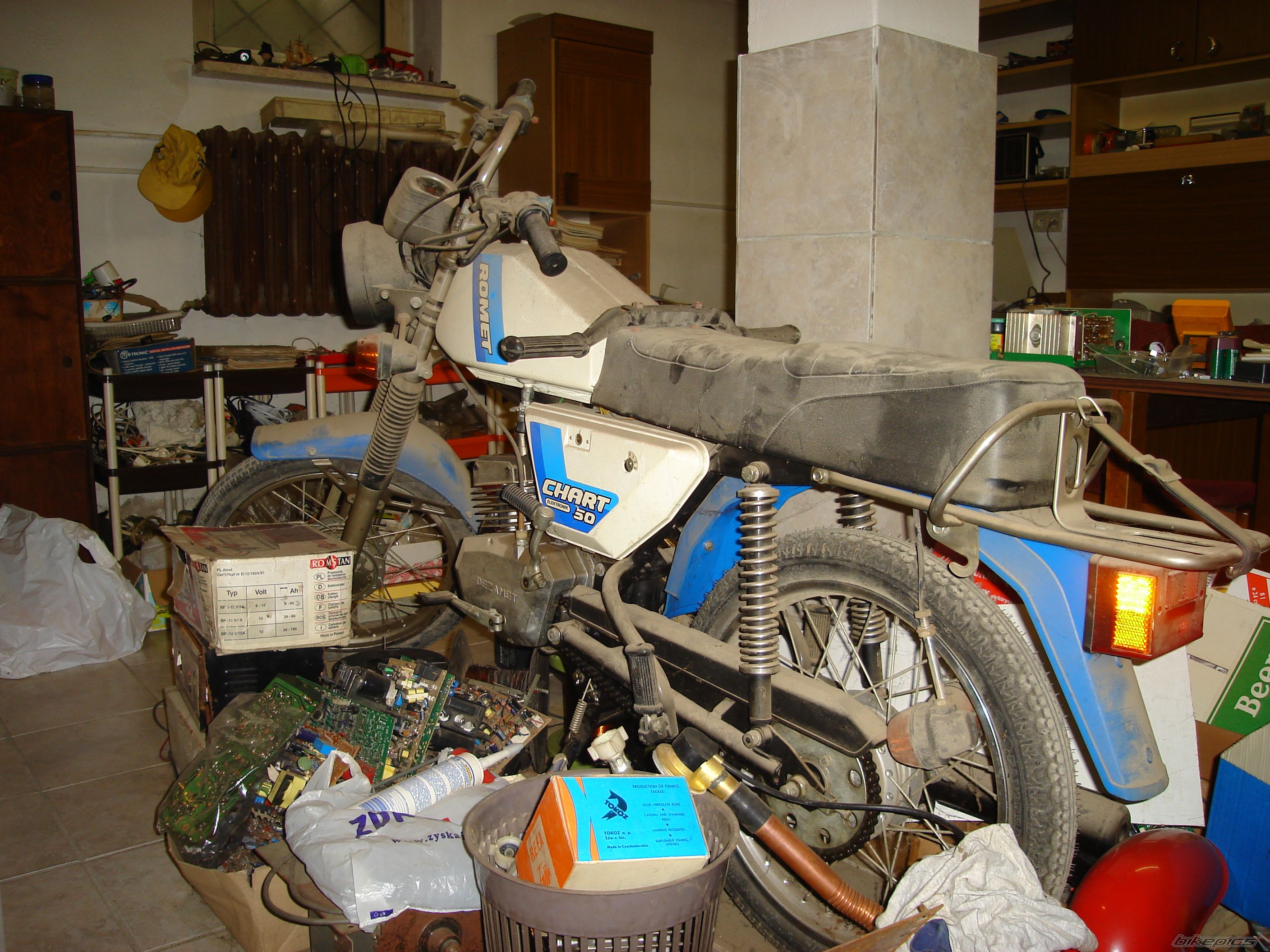 Photo 1368649