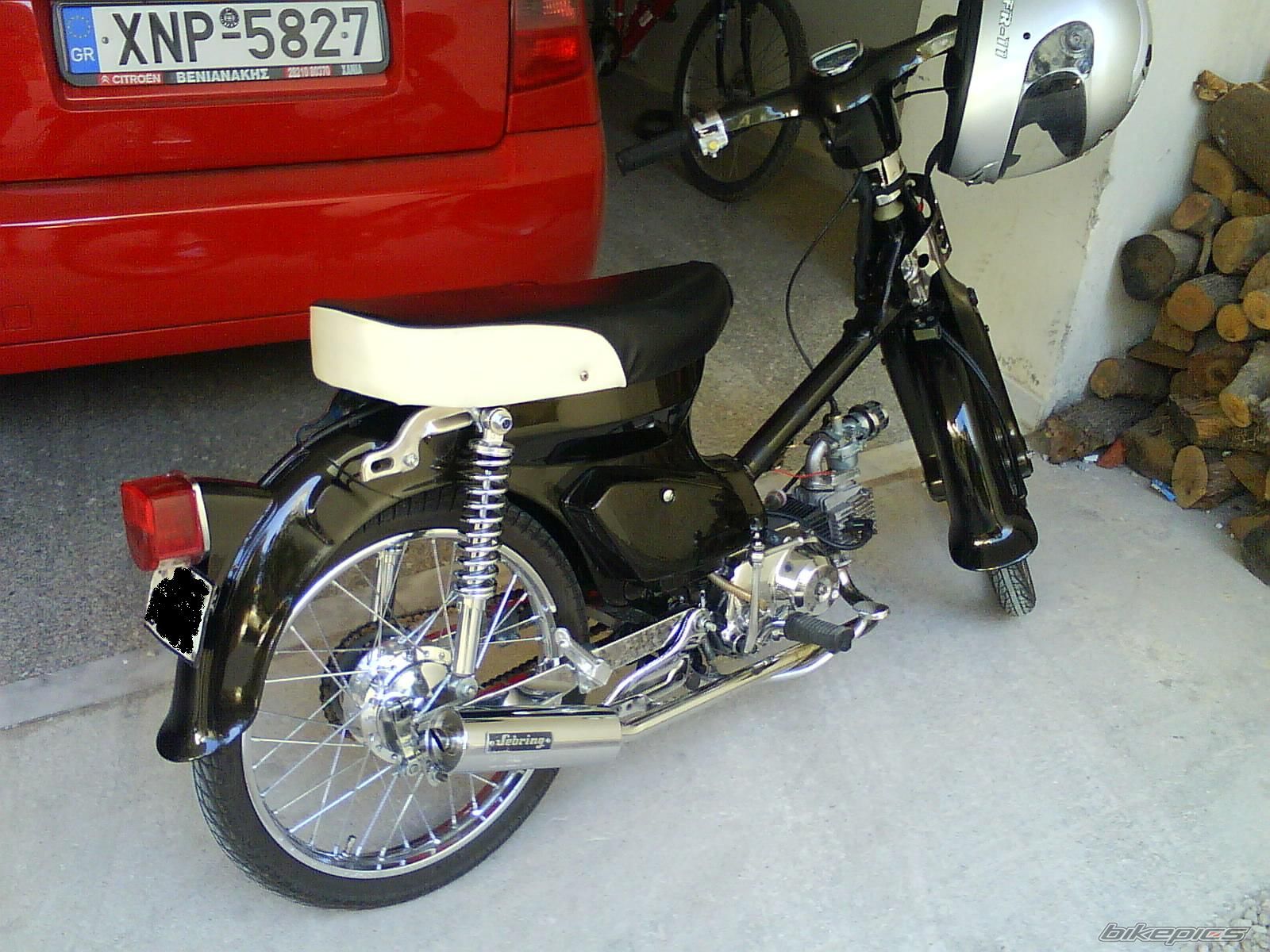 Photo 1368781