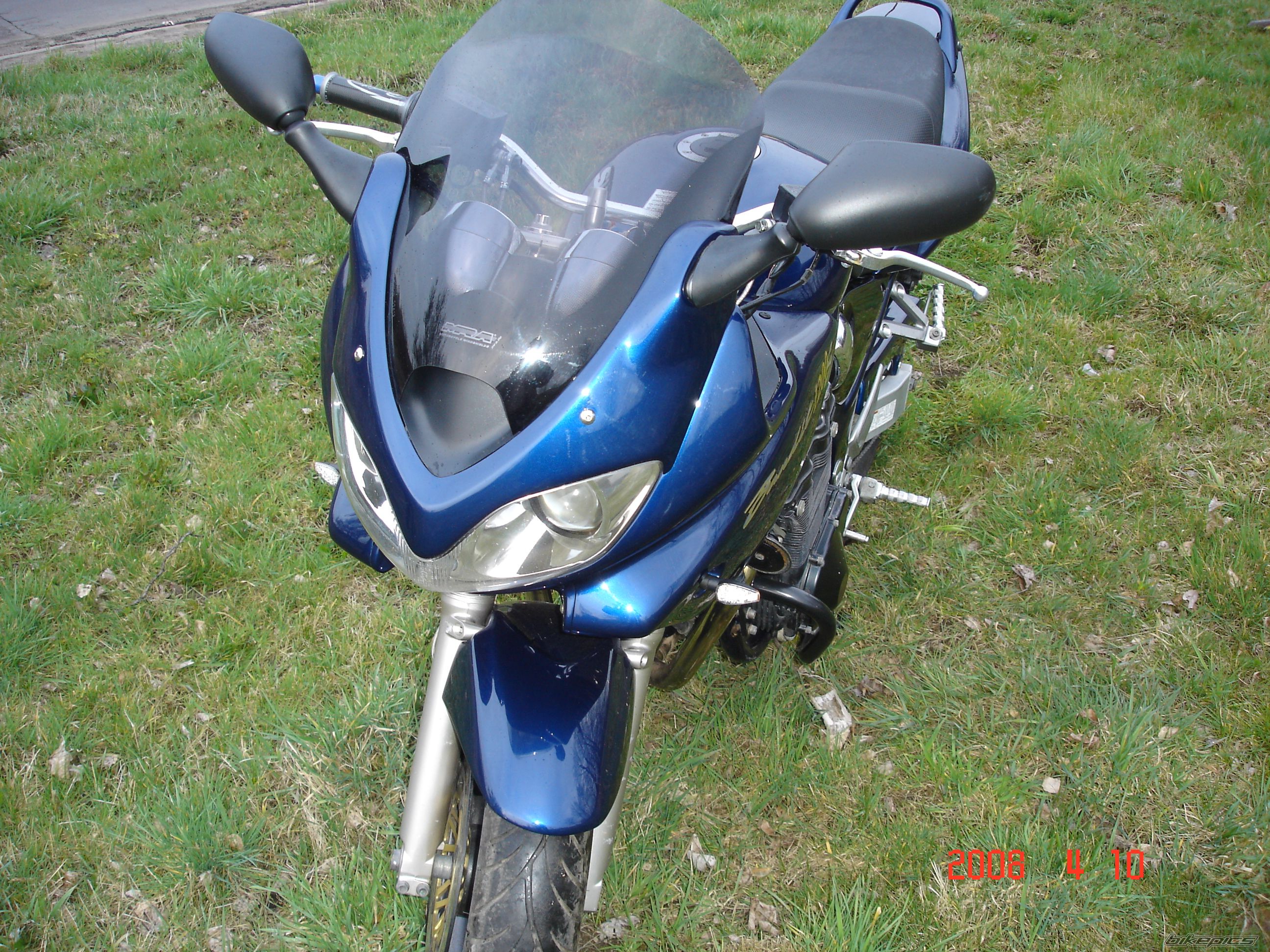 Photo 1368843