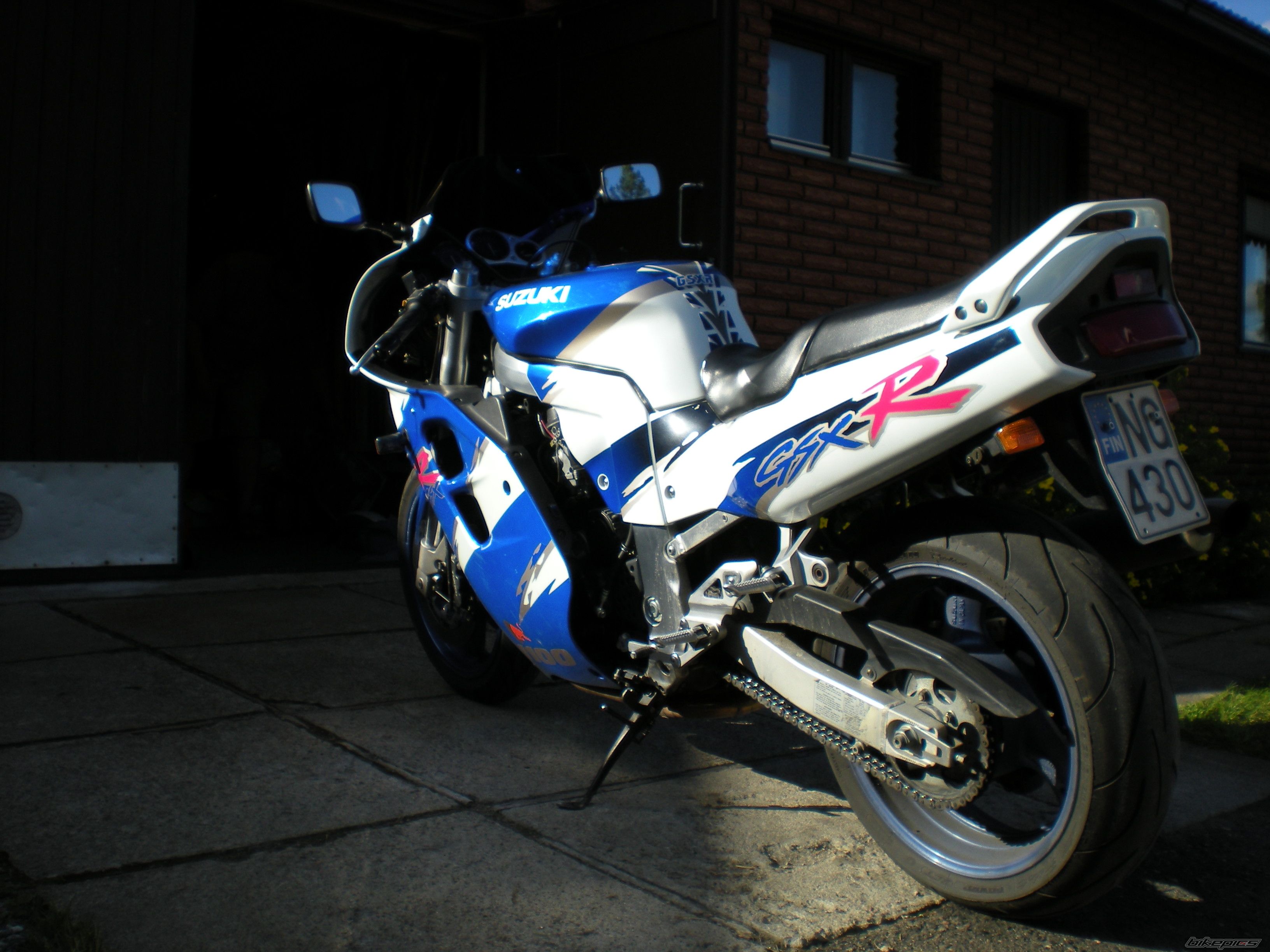 Photo 1368888