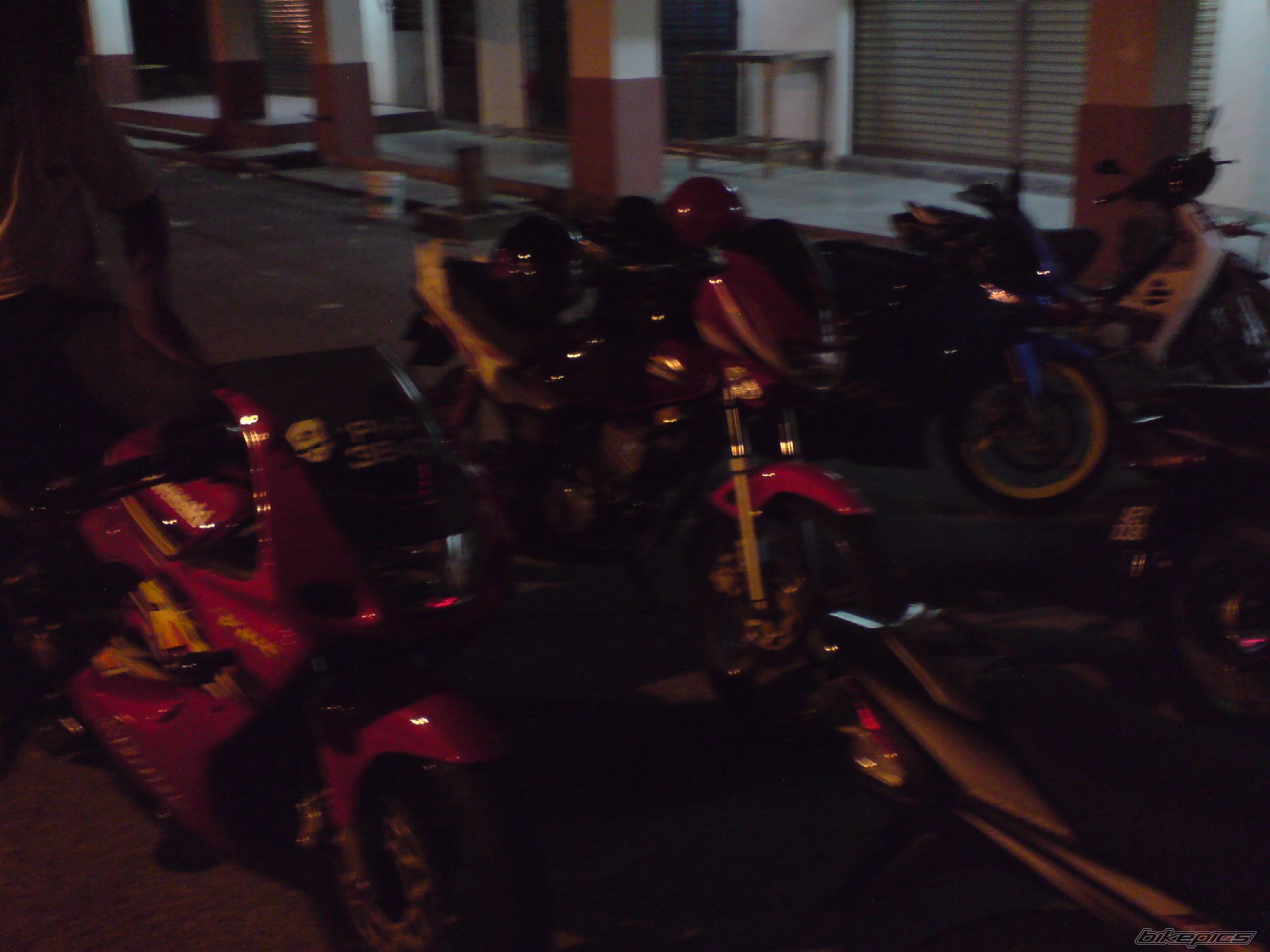 Photo 1368909