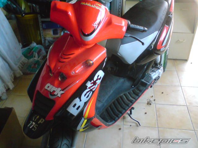 Photo 1368935
