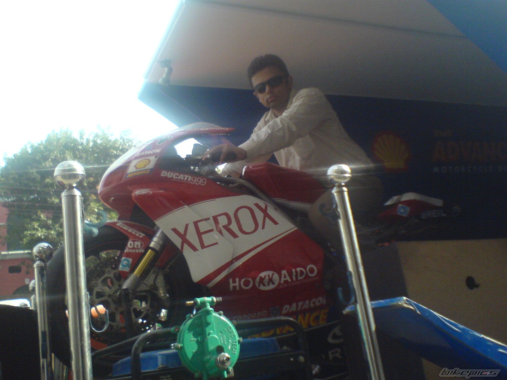 Photo 1368960