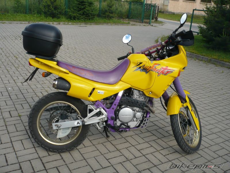 Photo 1369015