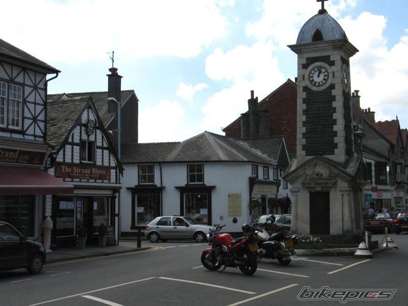 Photo 1369204