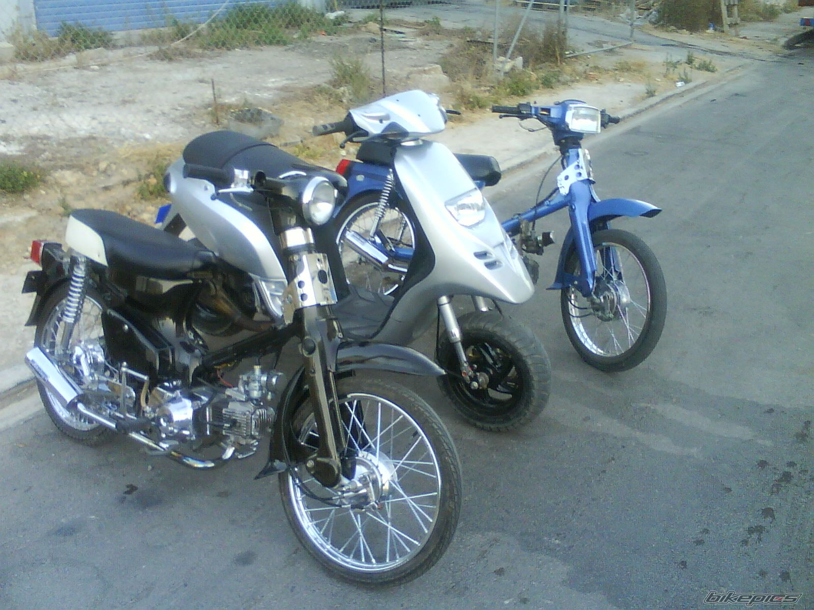 Photo 1369242