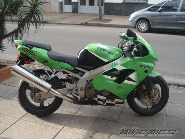 Photo 1369312