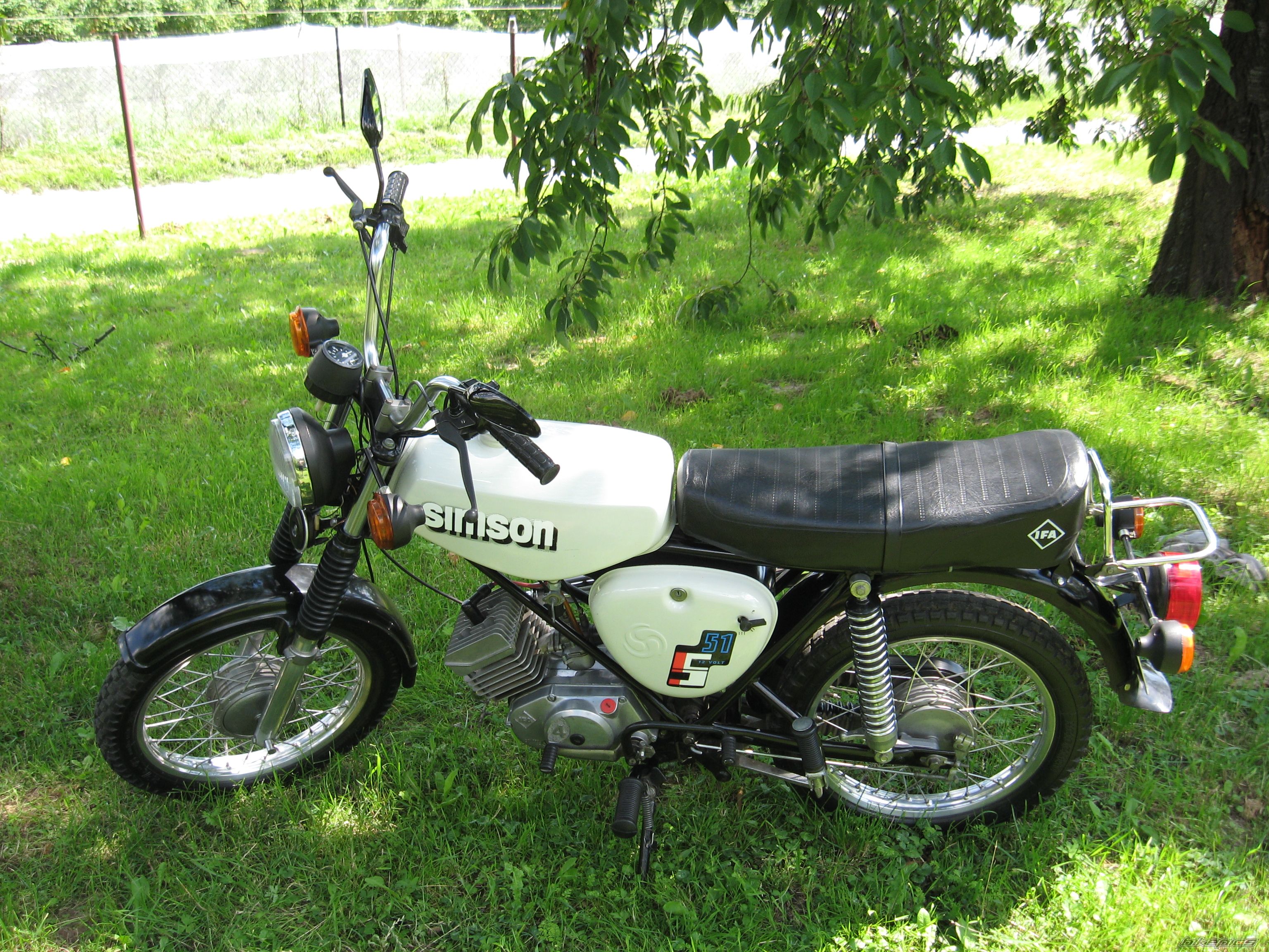 Photo 1369326