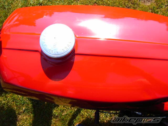 Photo 1369411