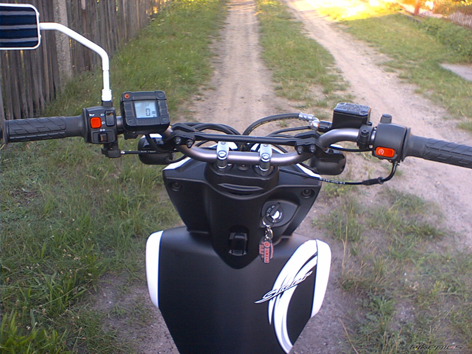 Photo 1369427