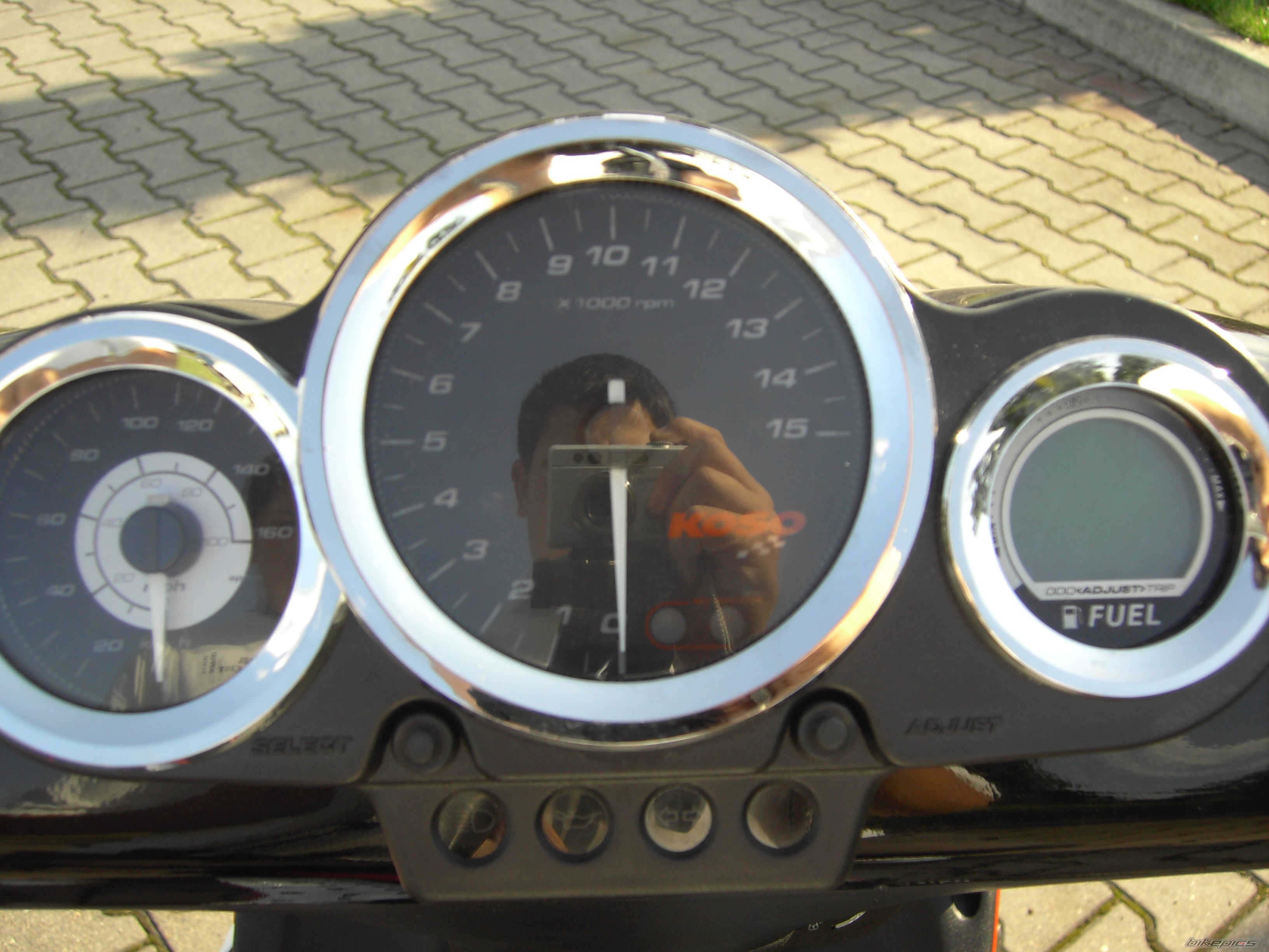 Photo 1369465