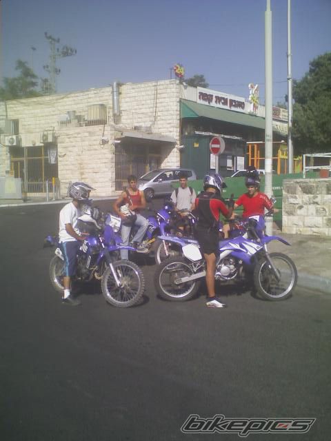 Photo 1369777