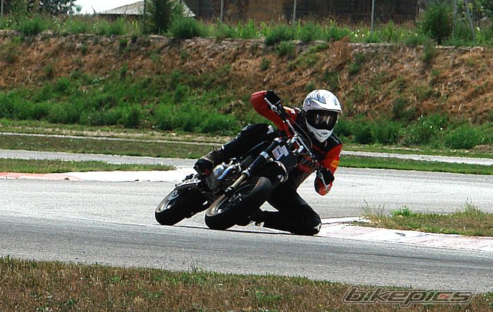 Photo 1369780