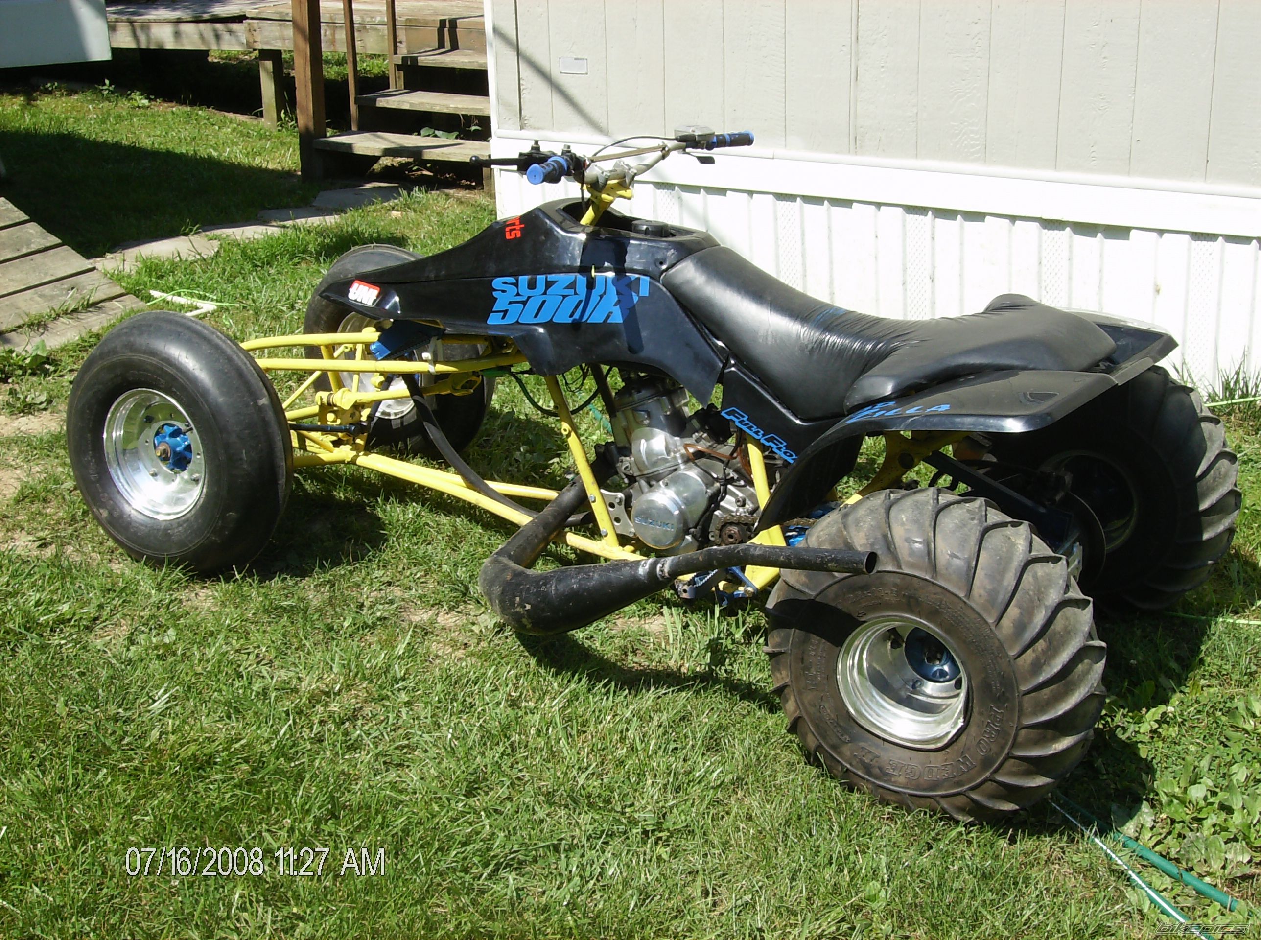 Photo 1369809