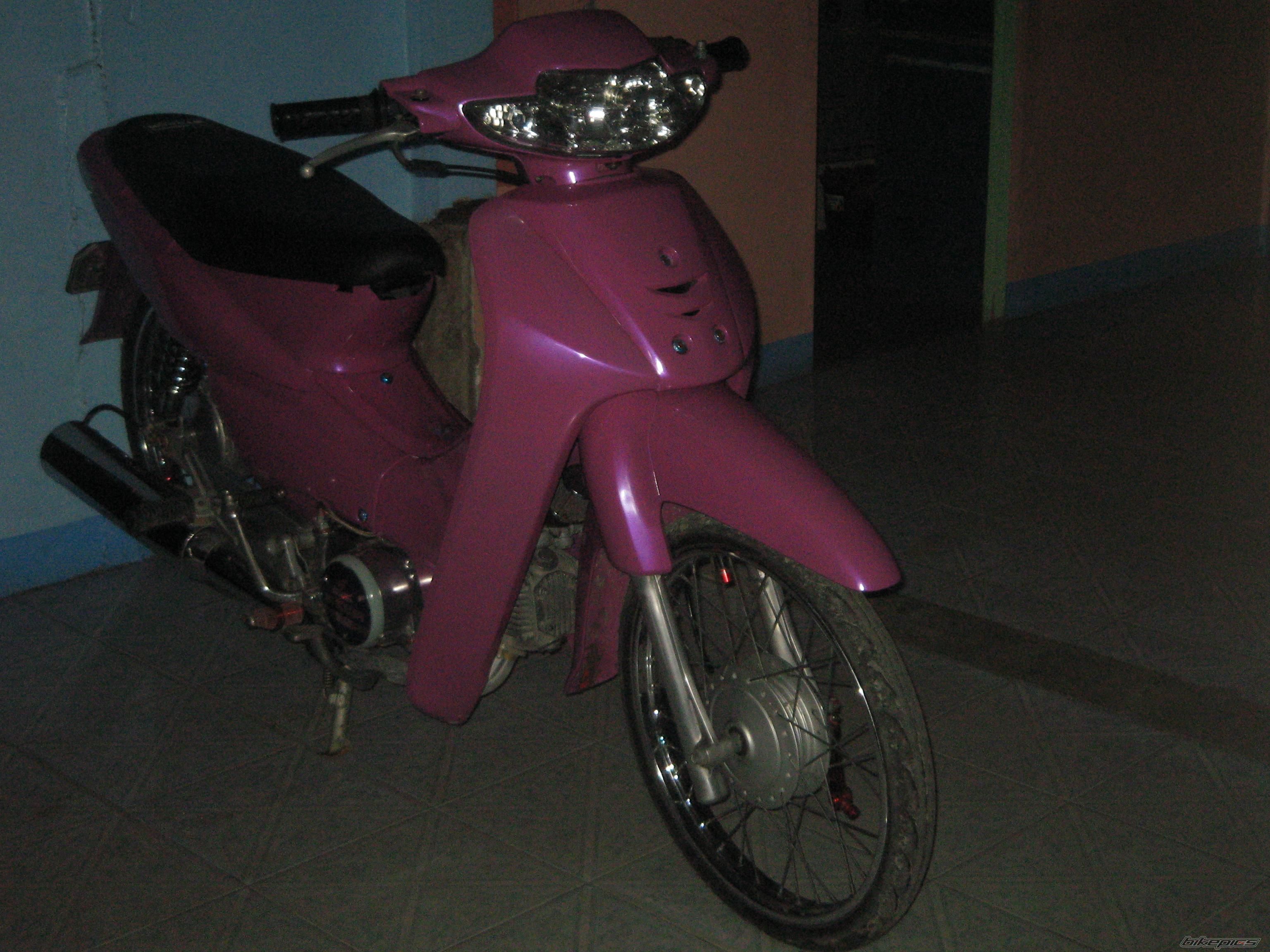 Photo 1369822