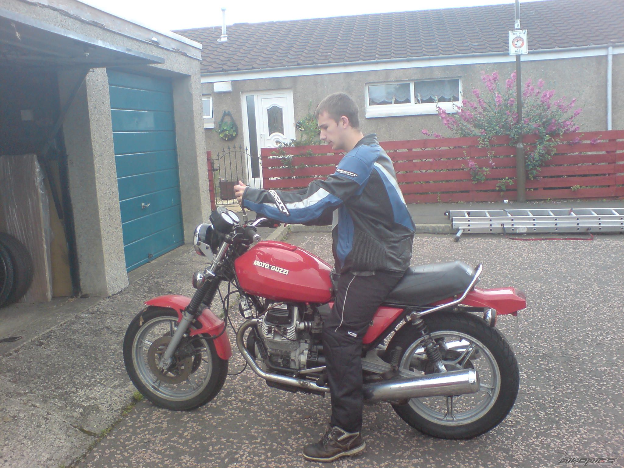 Photo 1370081