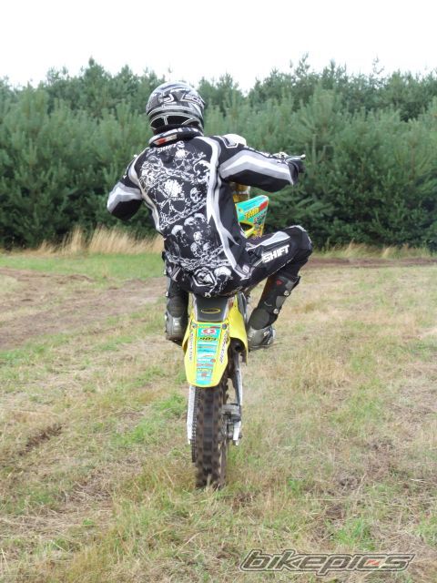 Photo 1370570