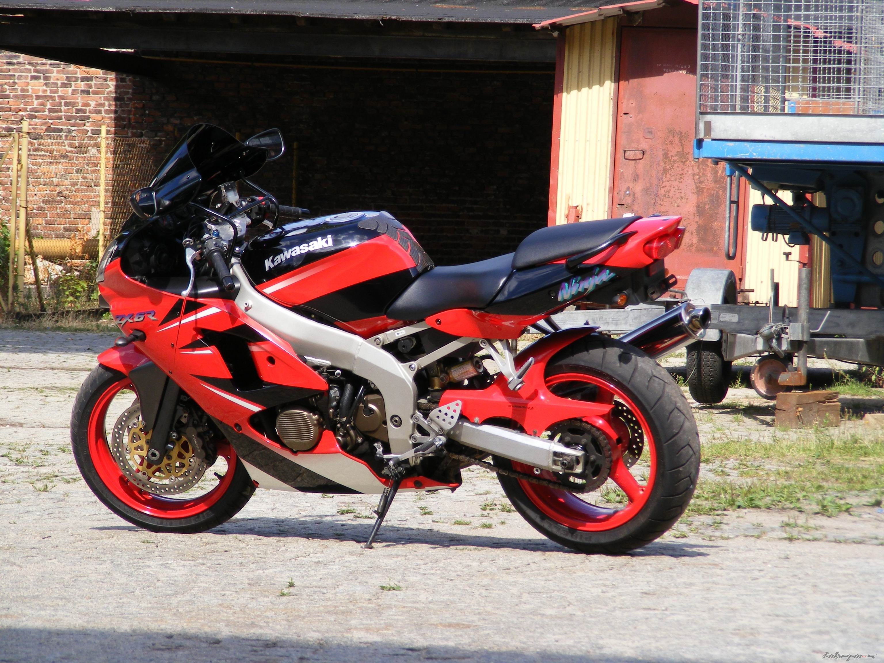 Photo 1371141