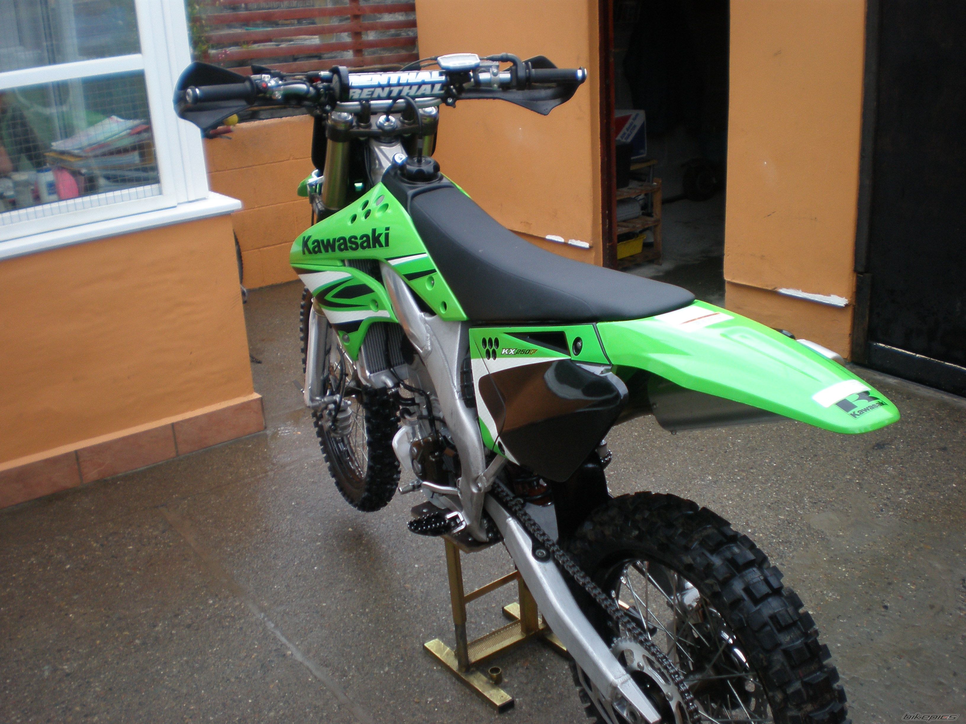 Photo 1371334