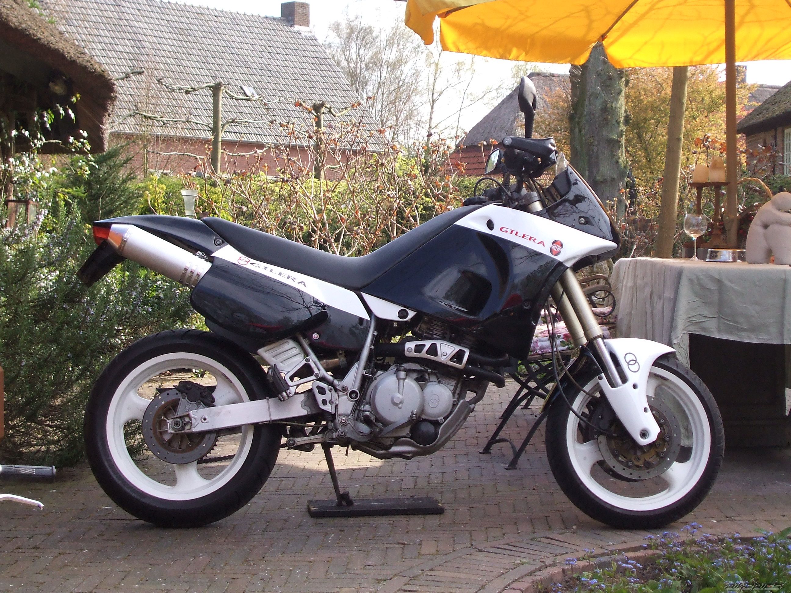 Photo 1371361