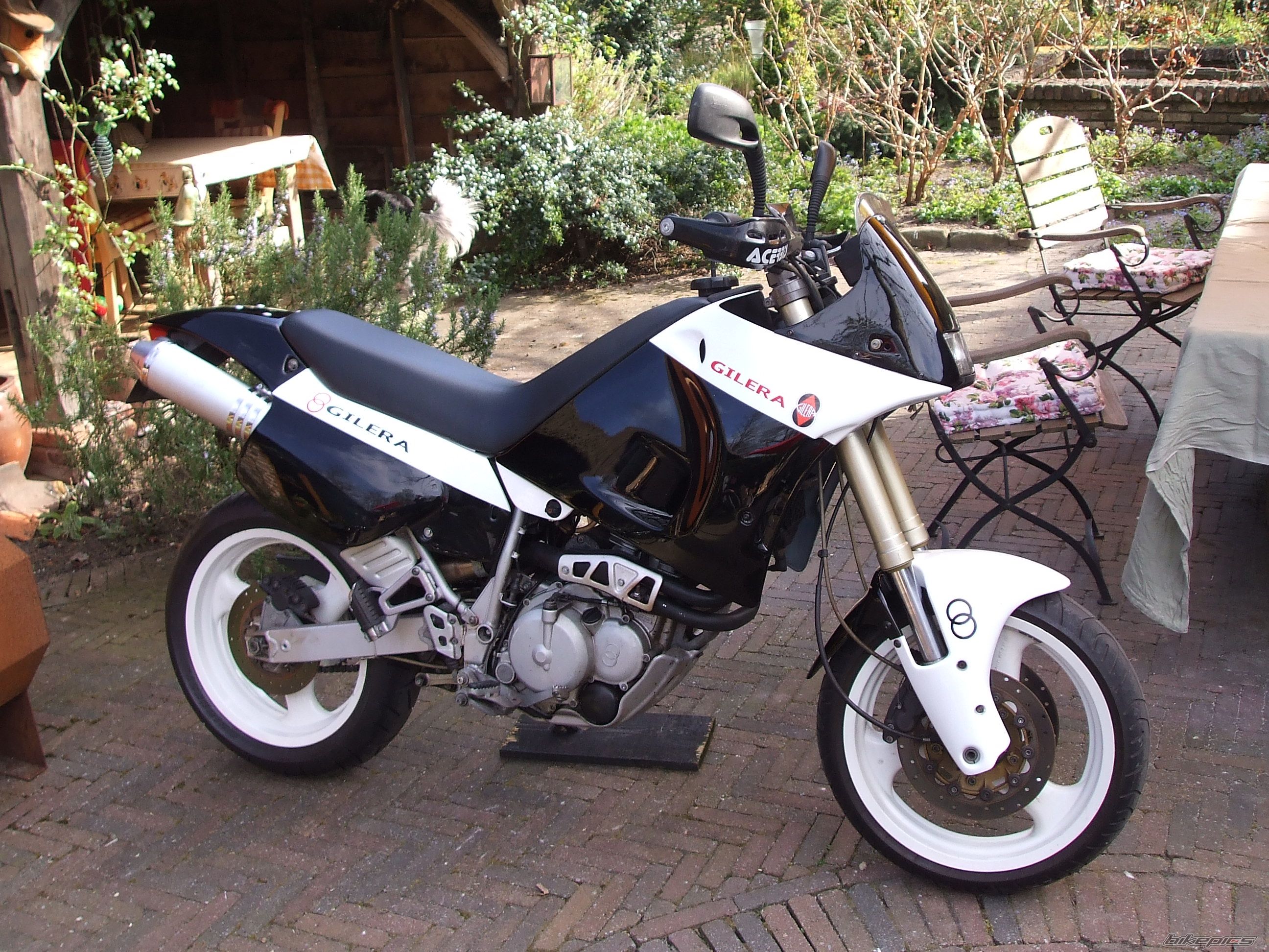 Photo 1371366