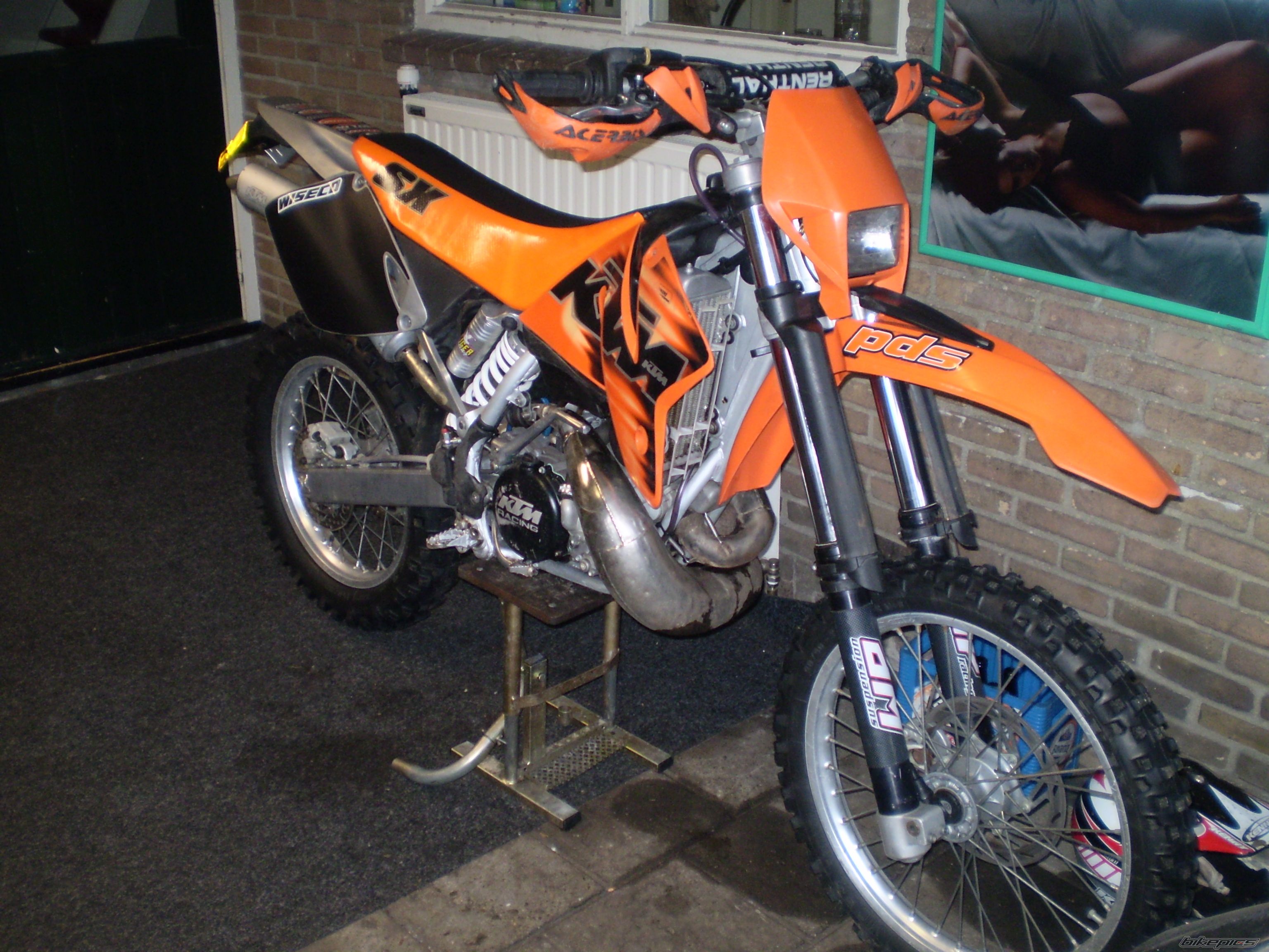Photo 1371423