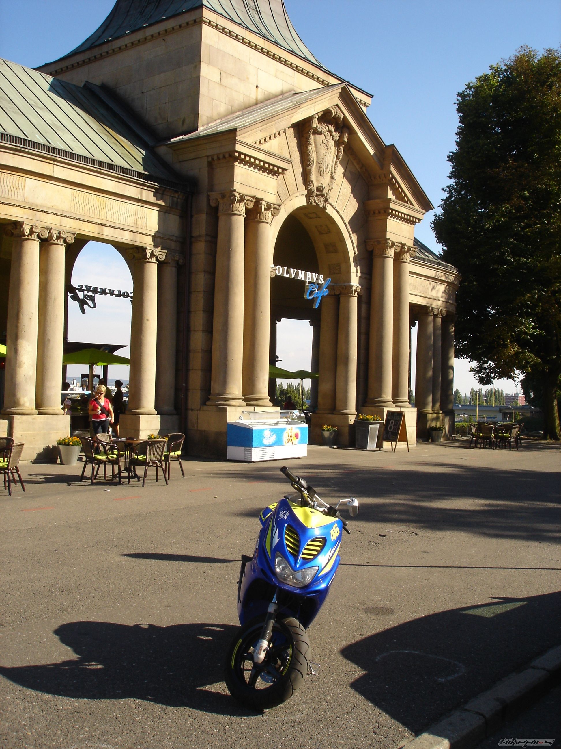 Bike Photo 1371440