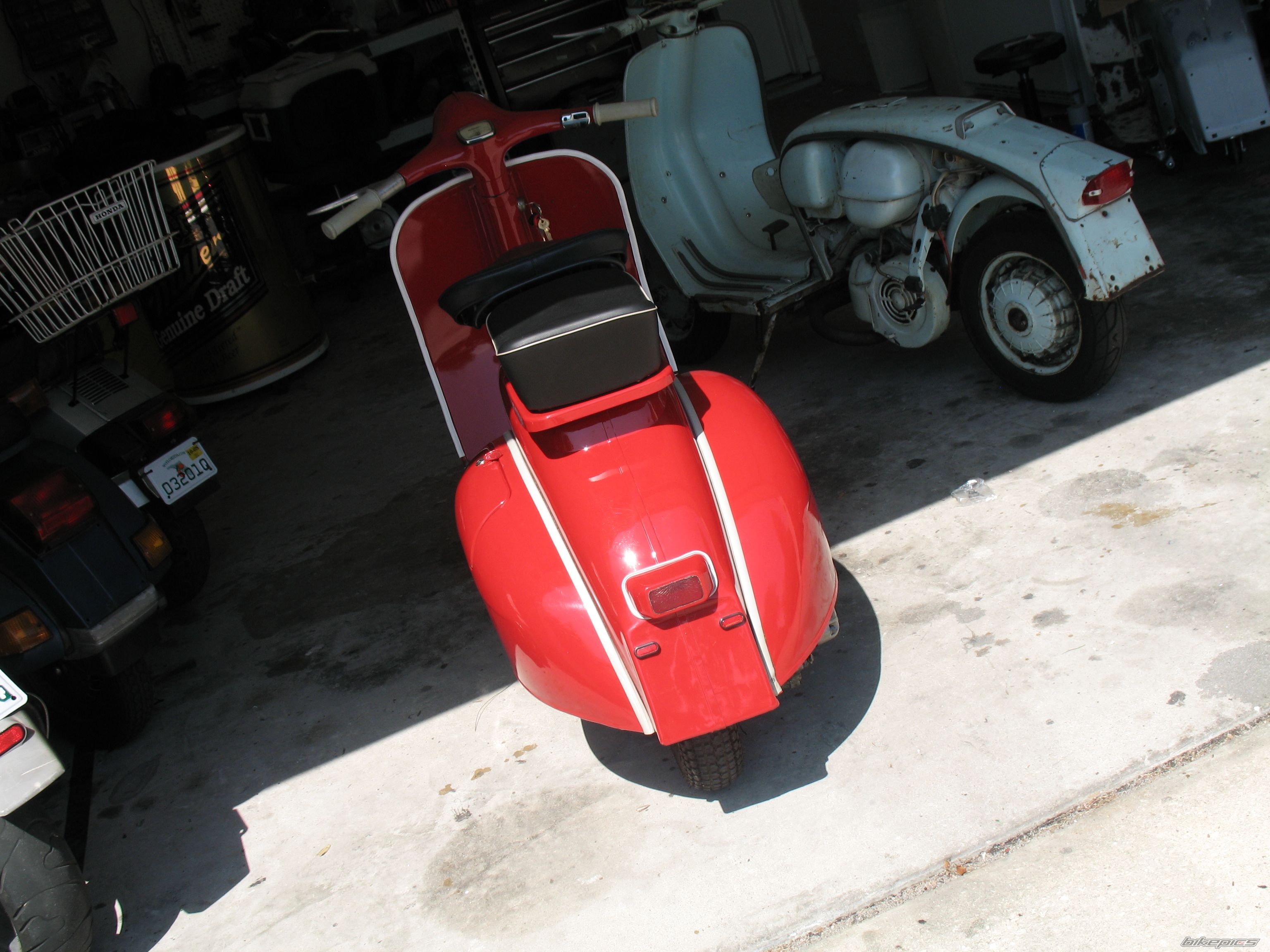Photo 1371644