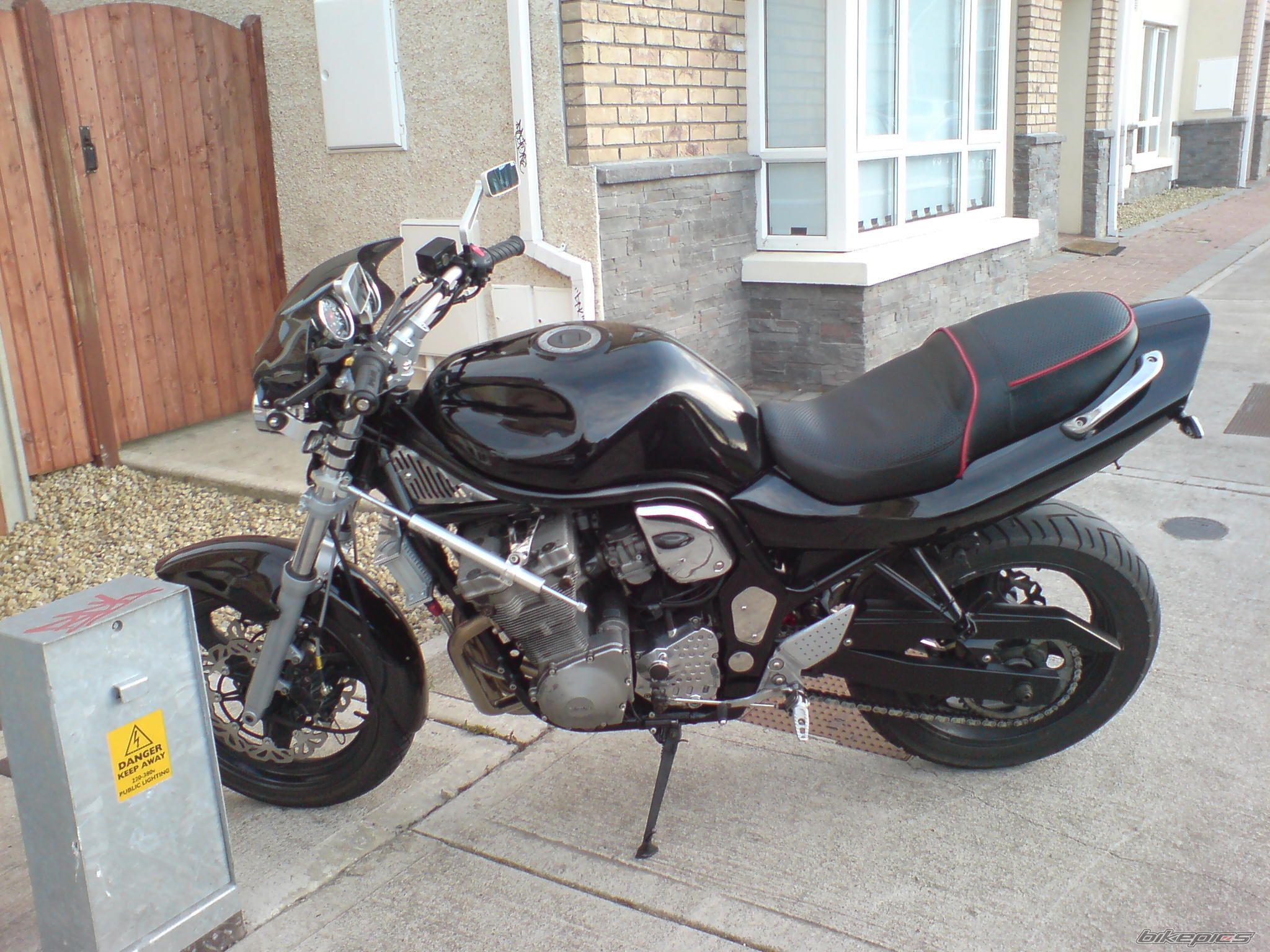 Photo 1371744