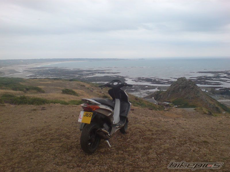 Photo 1371769