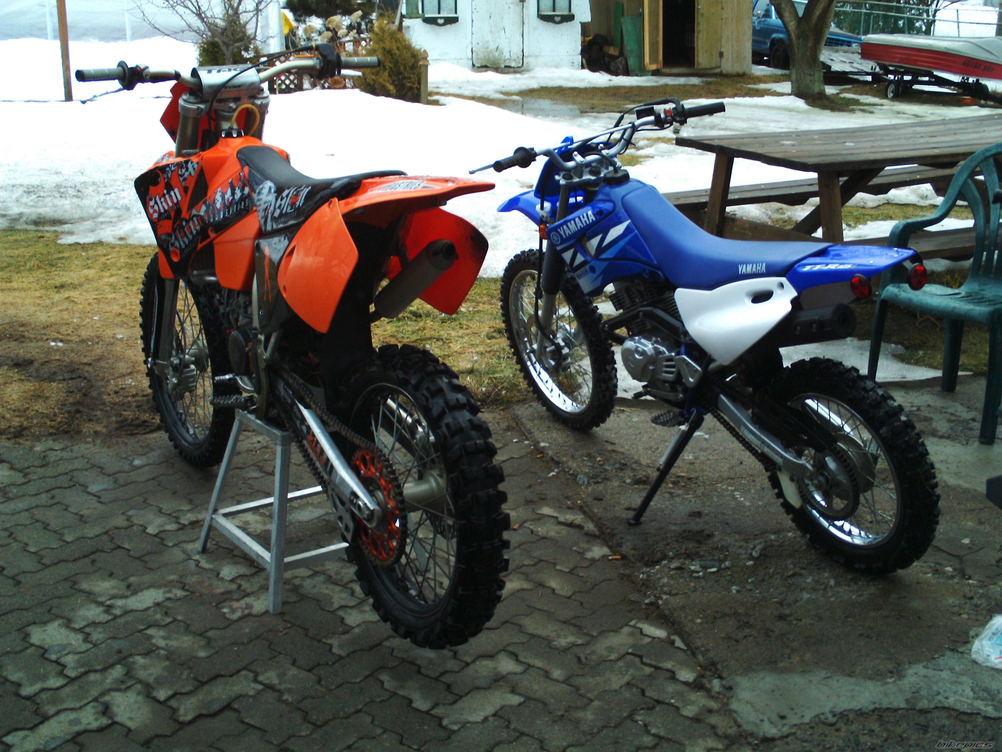 Photo 1371896