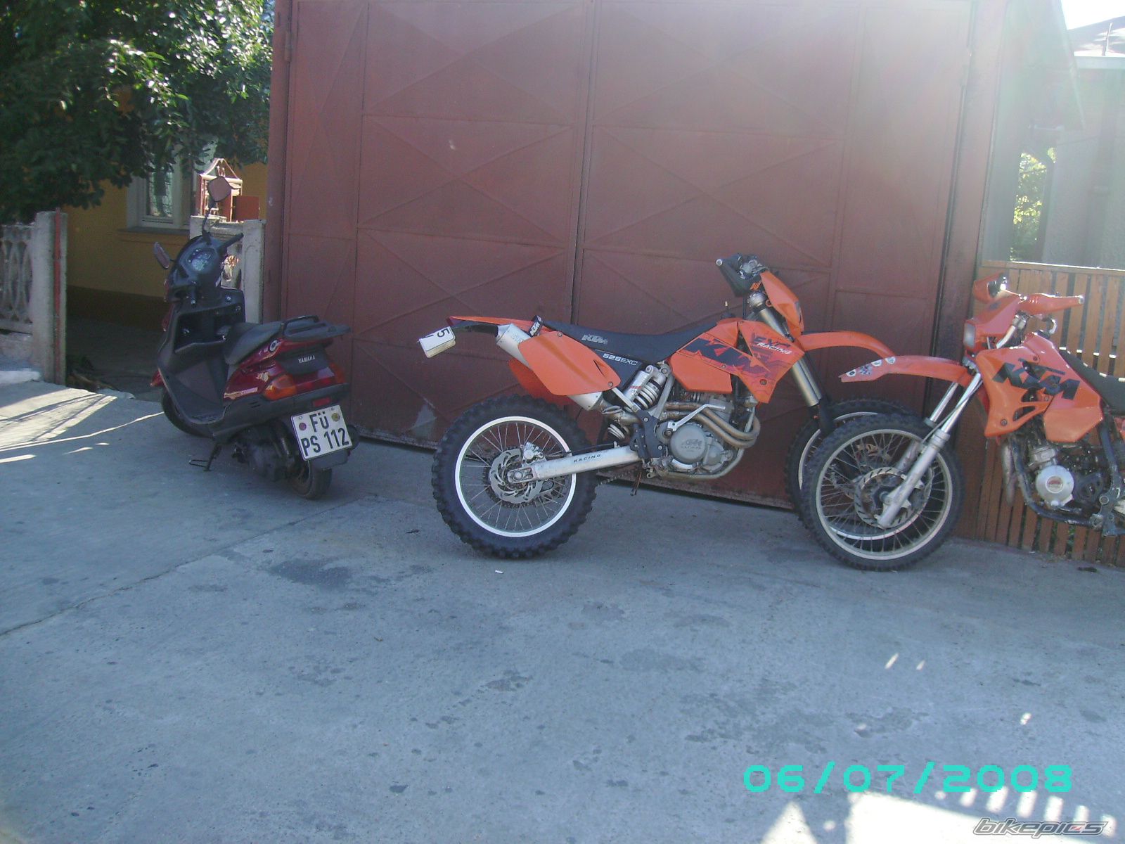 Photo 1371920