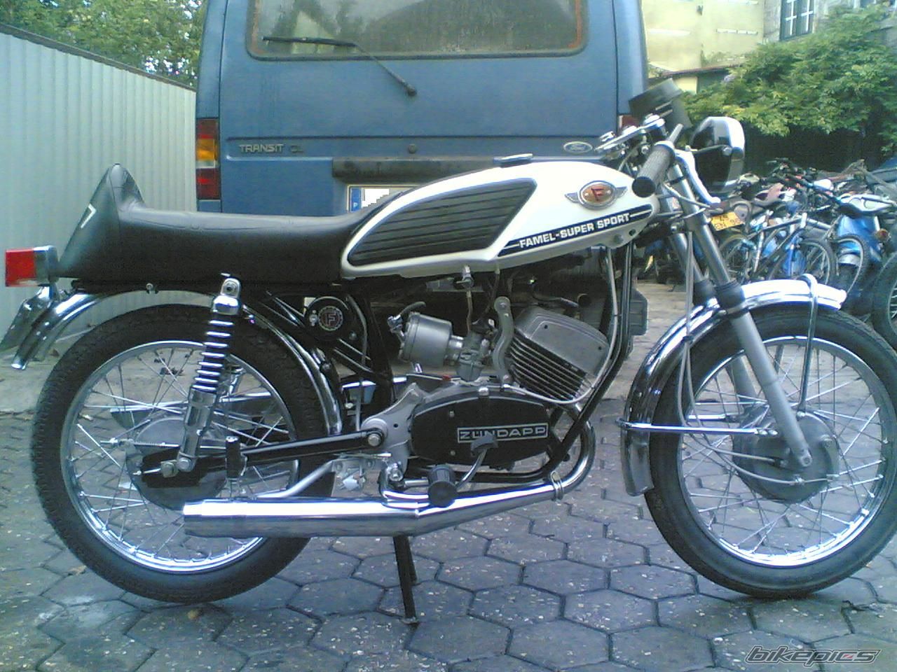 Bike Photo 1371936