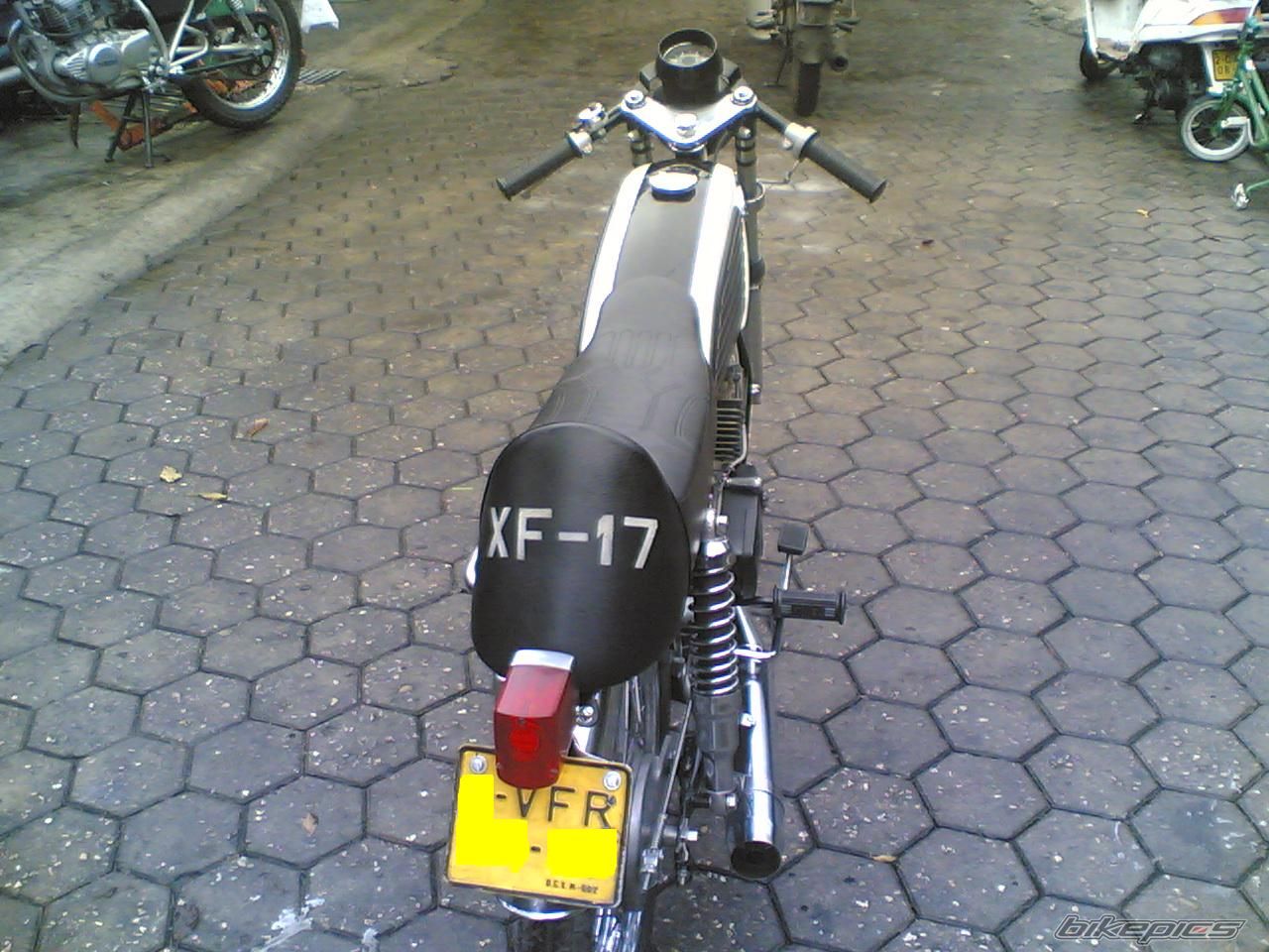 Photo 1371942