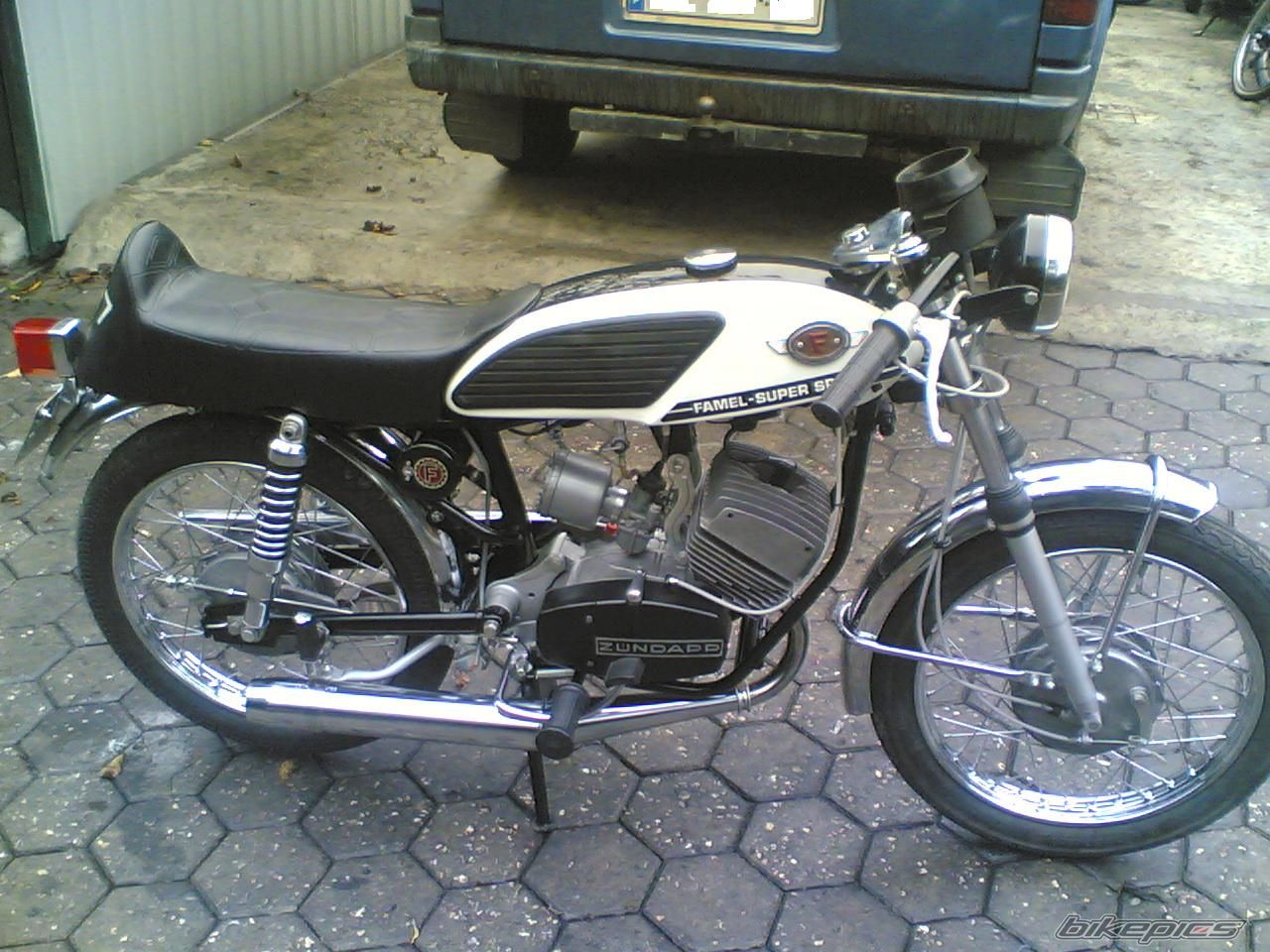 Bike Photo 1371947