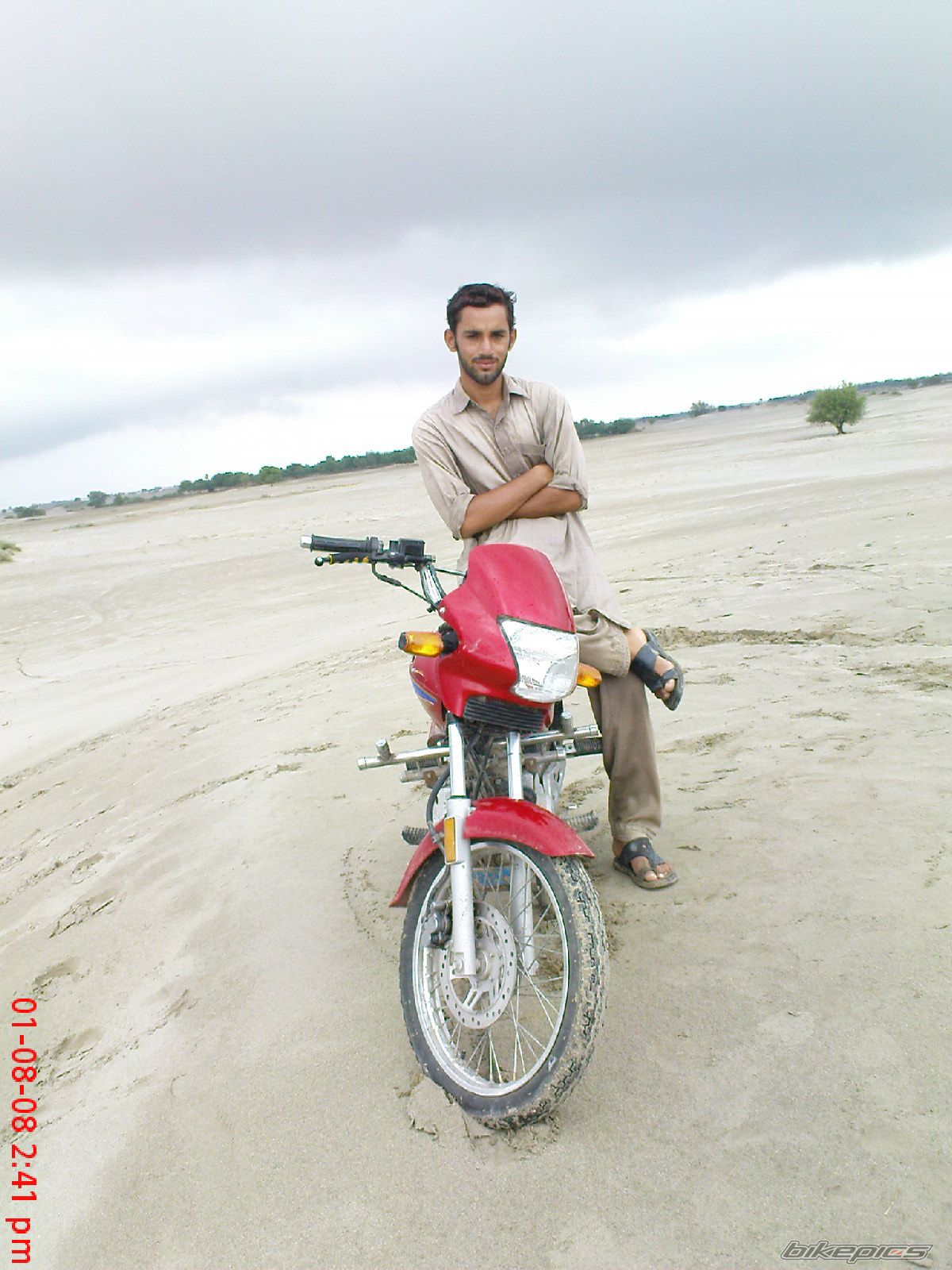Photo 1371952