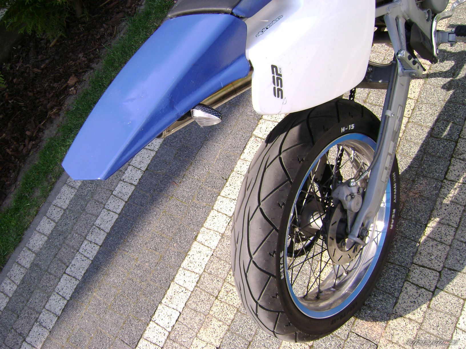 Photo 1371966