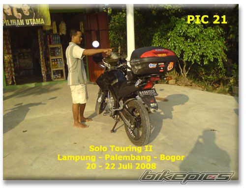 Photo 1372055