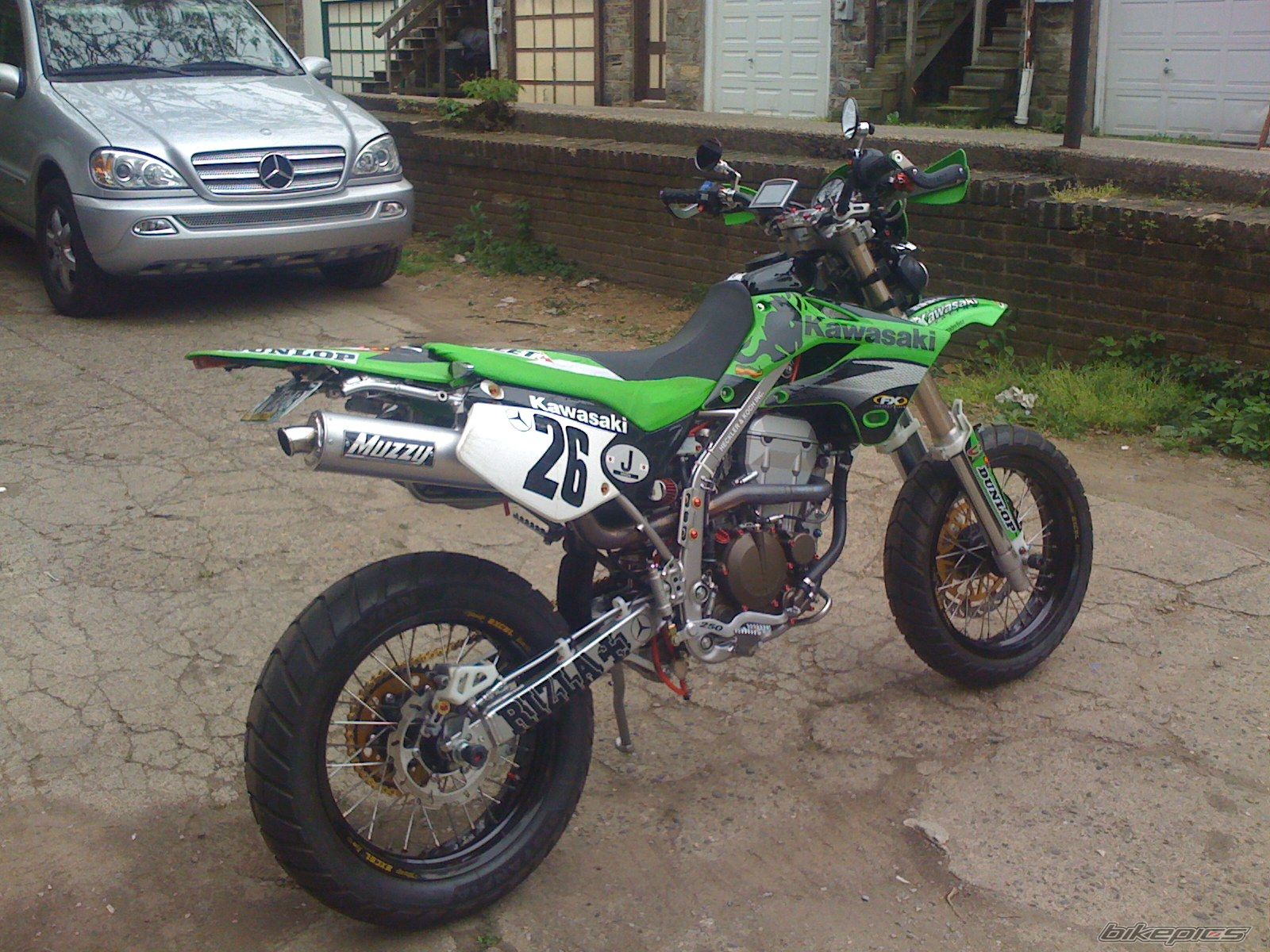Photo 1372169