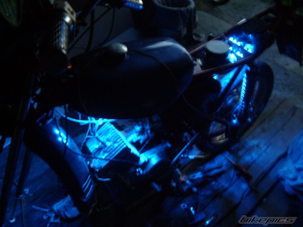 Photo 1372205