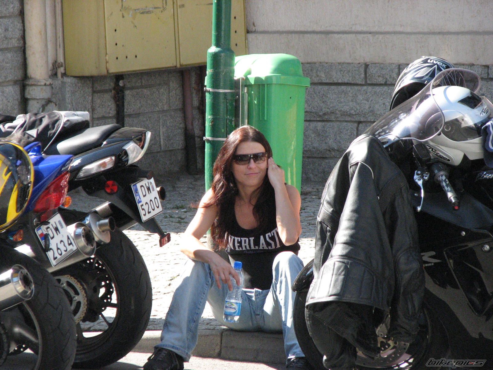 Photo 1372211
