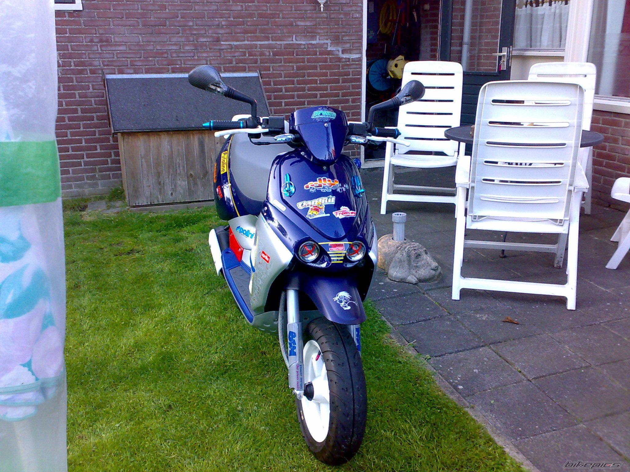 Photo 1372254