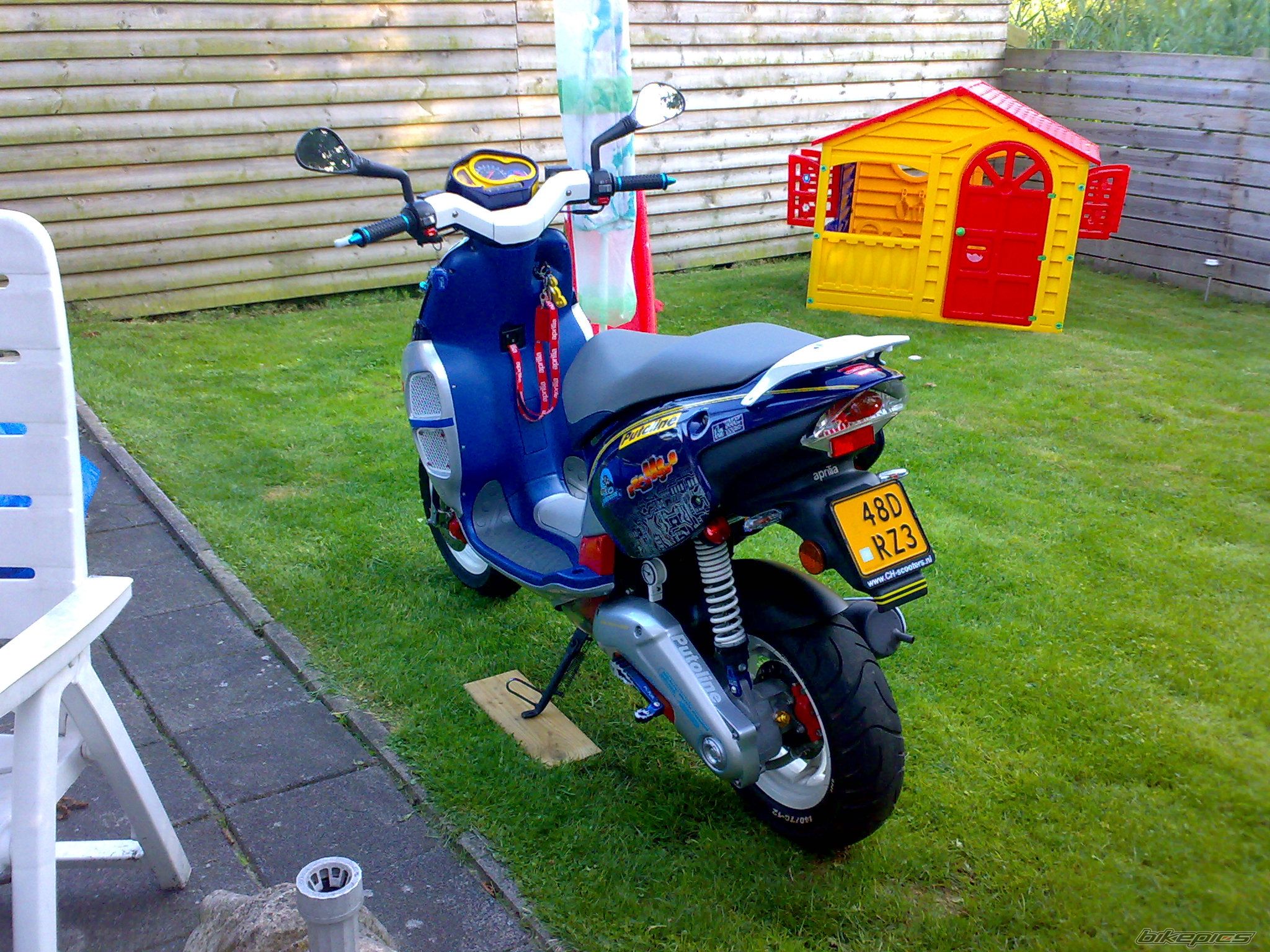 Photo 1372257