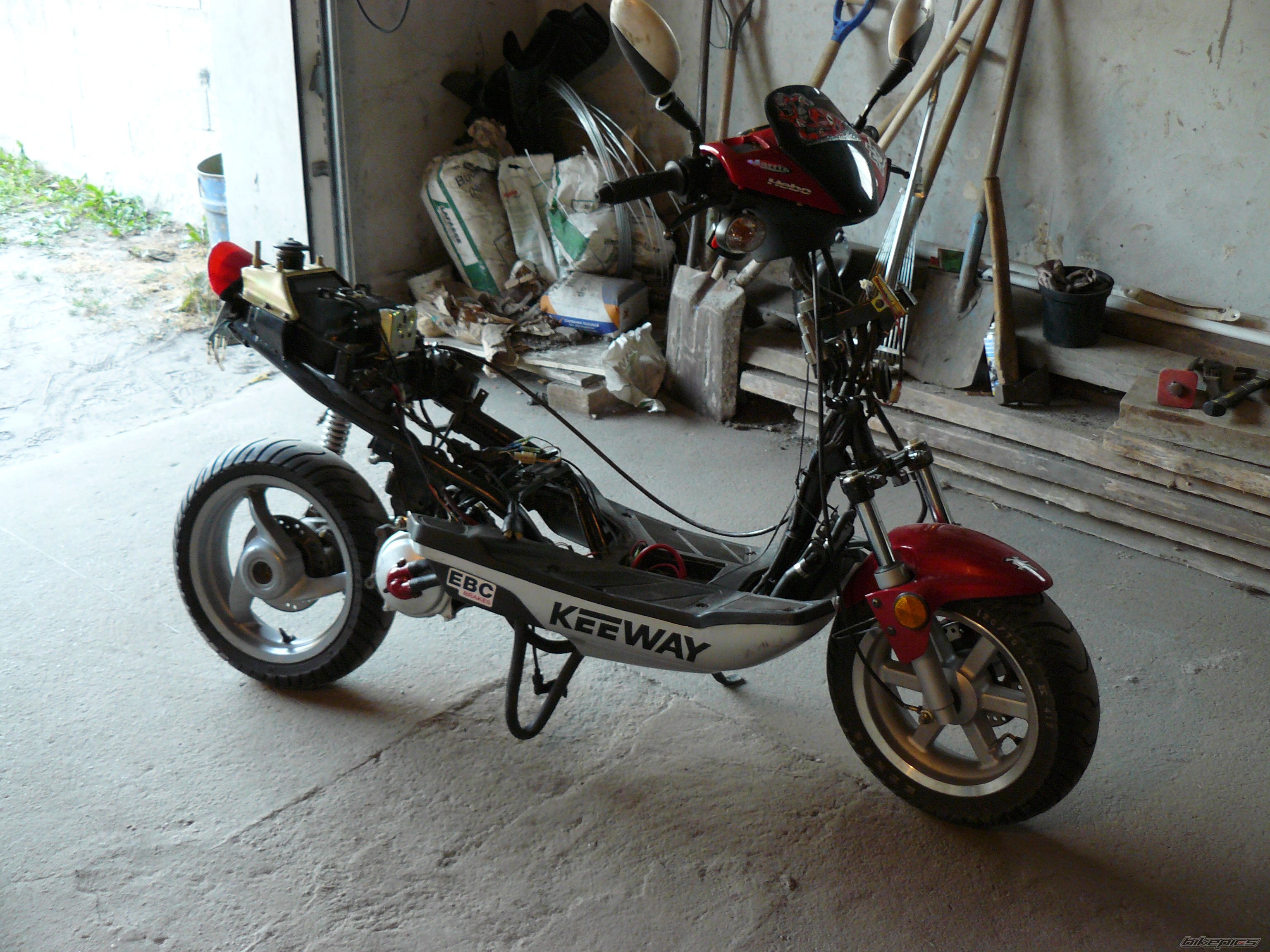 Photo 1372341